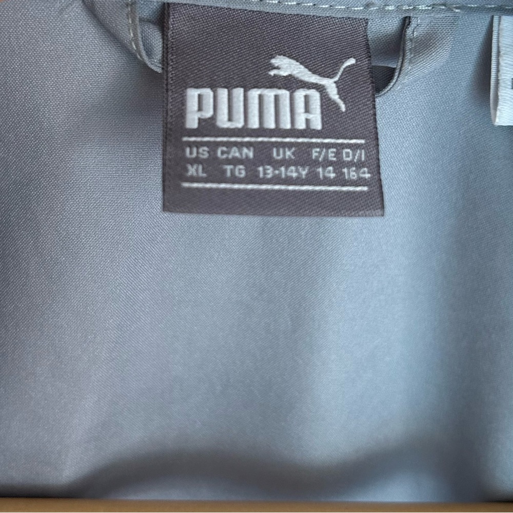 PUMA golf boys size xl wind jacket in like new condition - Picture 3 of 3